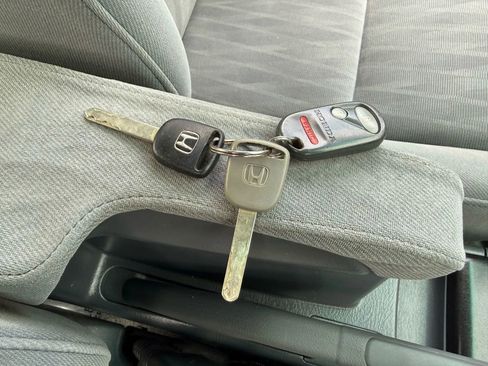 Used 2004 Honda Civic LX image 22