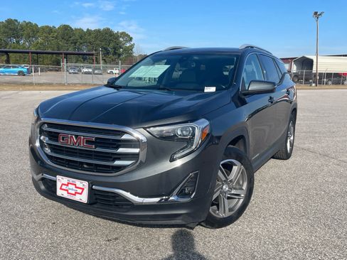 Used 2018 GMC Terrain SLT w/ Preferred Package image 2