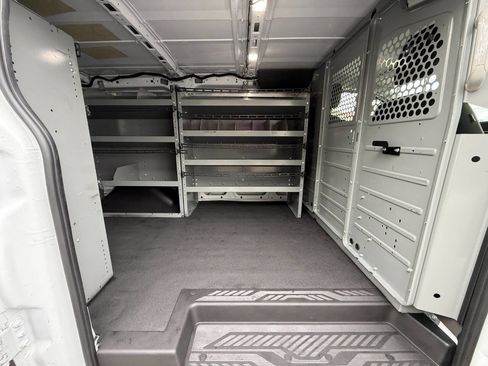 Used 2021 Ford Transit 250 Low Roof AWD image 37