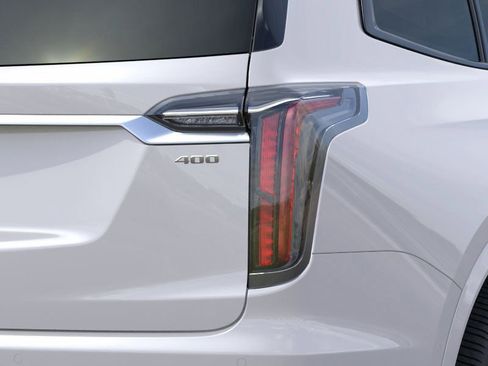 New 2025 Cadillac XT6 Sport w/ Technology Package image 11