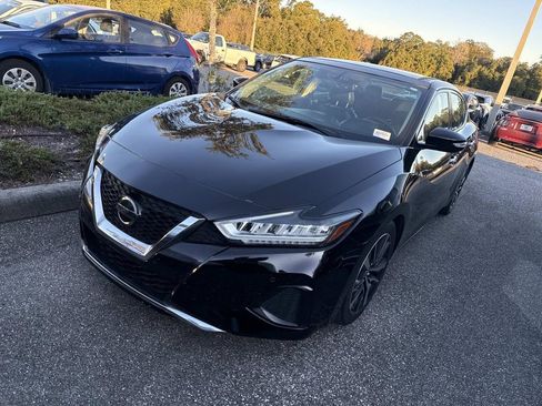 Used 2019 Nissan Maxima 3.5 SL w/ Floor Mat Group image 2