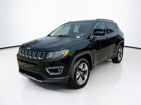 Used 2019 Jeep Compass Limited AWD/4WD image 3