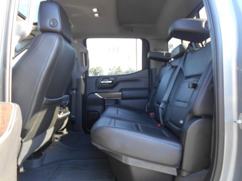 Used 2021 GMC Sierra 1500 Denali w/ Denali Ultimate Package image 10