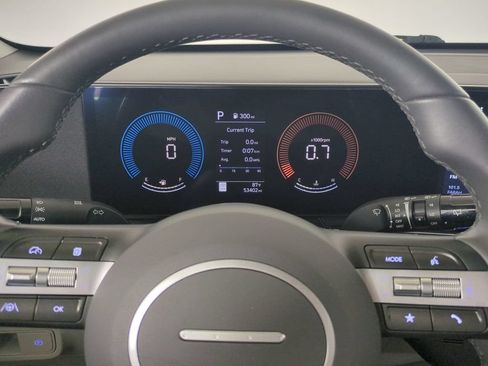 Used 2025 Hyundai Kona SEL FWD image 37