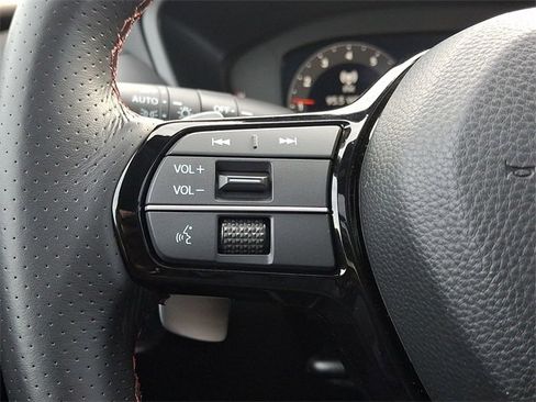 Used 2025 Acura ADX A-Spec image 21