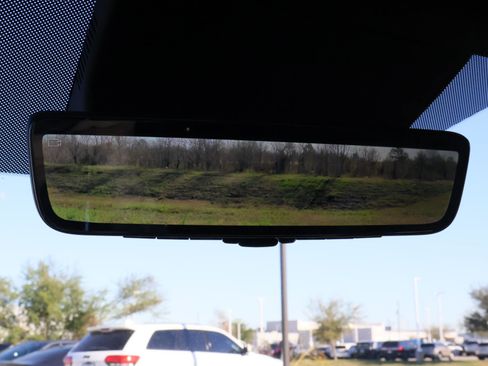 Used 2023 Hyundai Palisade Calligraphy image 32