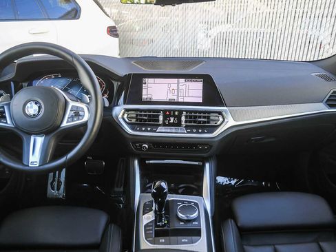 Certified 2023 BMW 430i Convertible w/ M Sport Package image 9