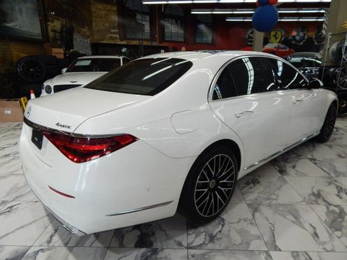 Used 2023 Mercedes-Benz S 500 4MATIC w/ Warmth & Comfort Package image 5