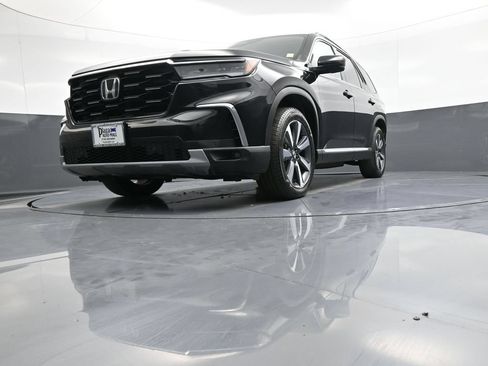 Certified 2023 Honda Pilot Touring image 28