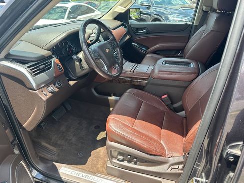 Used 2015 Chevrolet Suburban LTZ AWD/4WD image 11