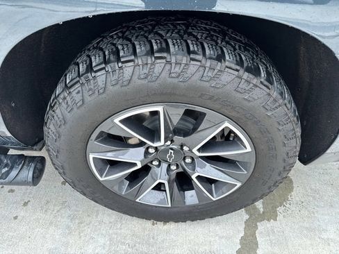 Used 2021 Chevrolet Tahoe Z71 w/ Z71 Off-Road Package image 20