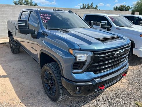 Used 2026 Chevrolet Silverado 2500 LTZ w/ Trail Boss Package AWD/4WD image 3