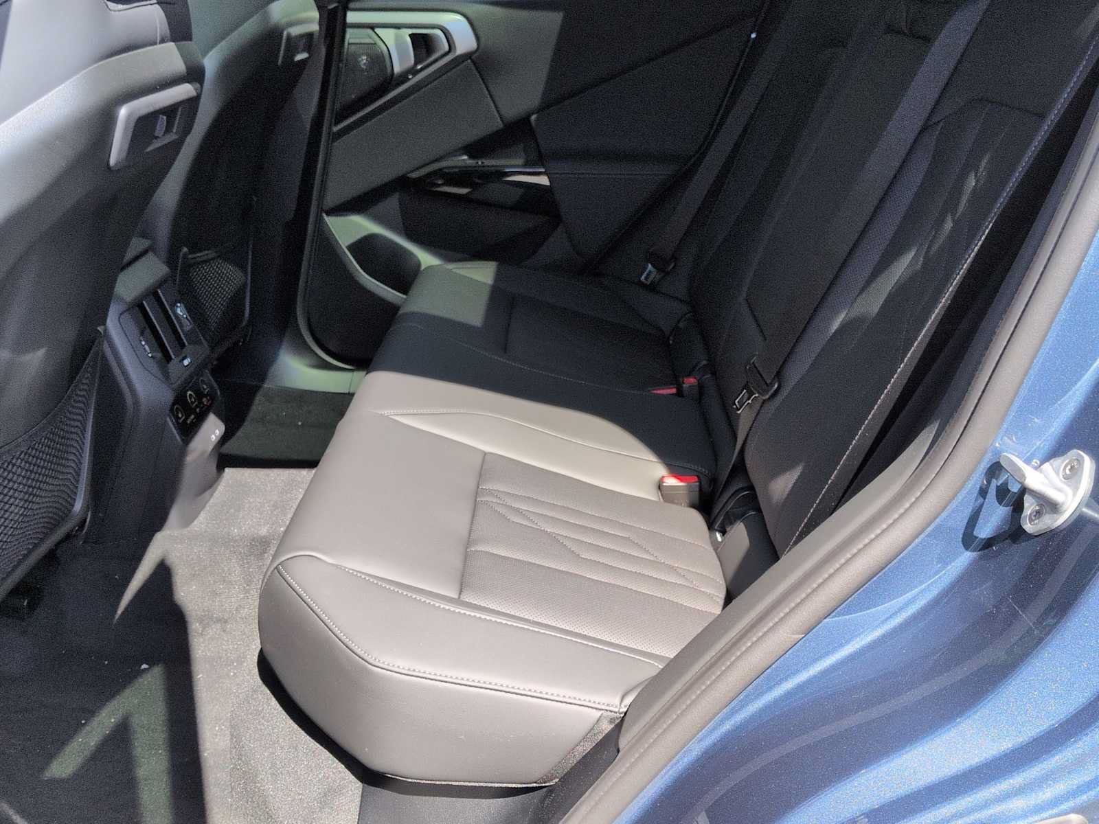 Used 2026 BMW X3 xDrive30i w/ Premium Package AWD/4WD image 21