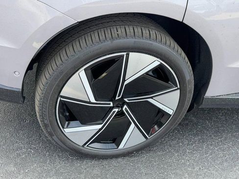 New 2026 Volvo EX90 Ultra image 4