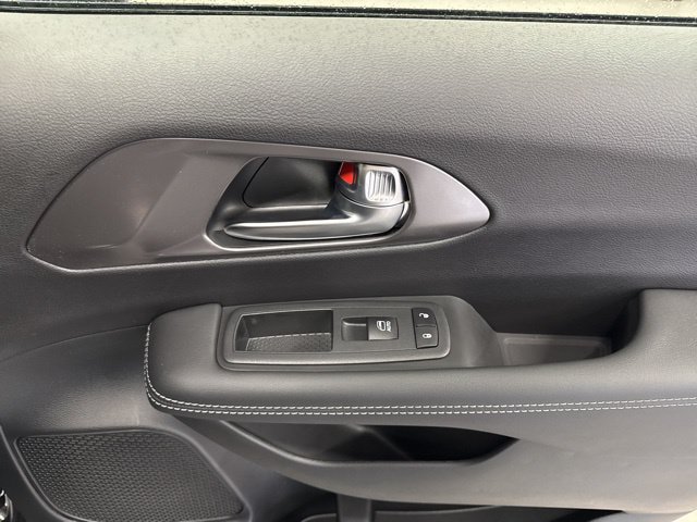 New 2026 Chrysler Pacifica Select w/ S Appearance Package FWD image 49