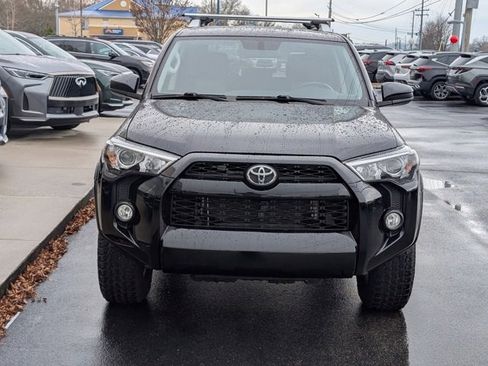 Used 2018 Toyota 4Runner SR5 image 10