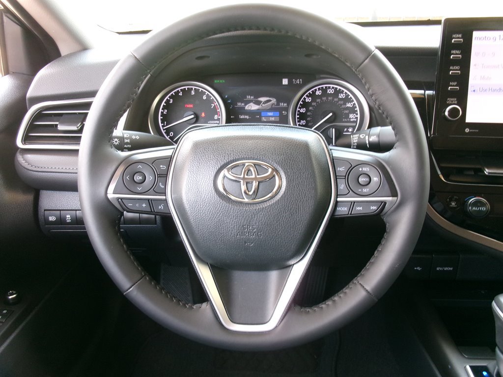 Used 2024 Toyota Camry XLE FWD image 17