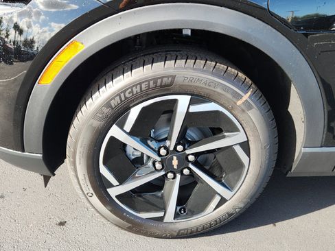 New 2026 Chevrolet Equinox EV LT image 4