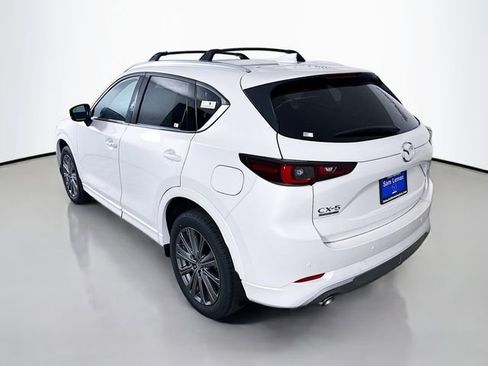 New 2025 MAZDA CX-5 Signature image 5