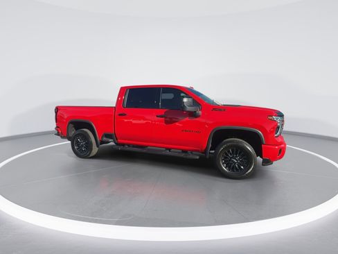 Used 2024 Chevrolet Silverado 2500 LTZ w/ LTZ Plus Package image 3
