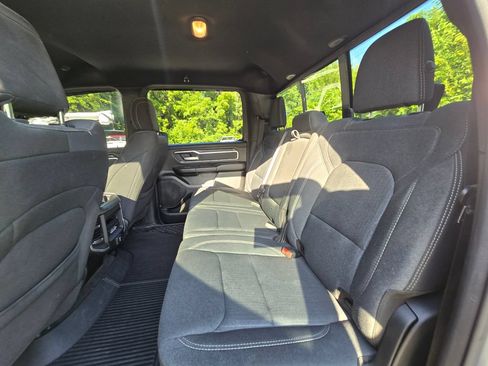 Used 2020 RAM 1500 Big Horn AWD/4WD image 18