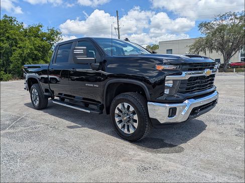New 2026 Chevrolet Silverado 2500 LT w/ All Star Edition AWD/4WD image 2