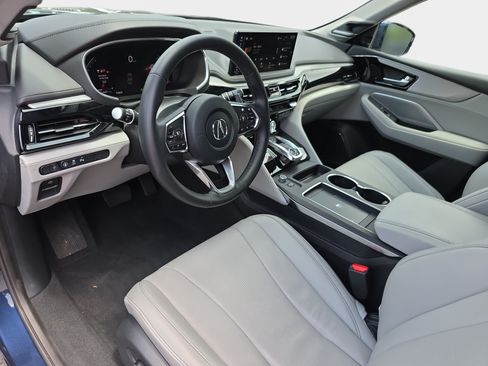 Certified 2025 Acura MDX SH-AWD w/ Technology Package image 17