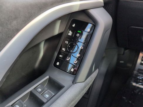 New 2025 Audi SQ5 Premium Plus image 14