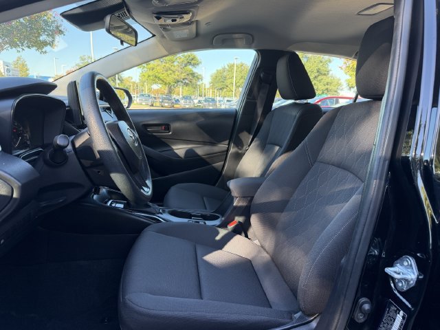 Certified 2025 Toyota Corolla LE FWD image 22