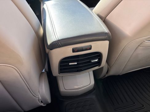 Used 2019 Lincoln MKZ Reserve image 31