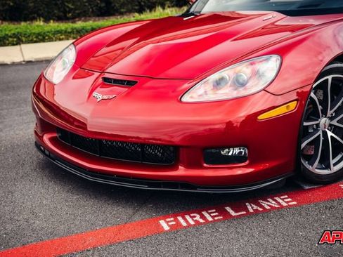 Used 2013 Chevrolet Corvette 427 w/ 1SB Preferred Equipment Group RWD image 23