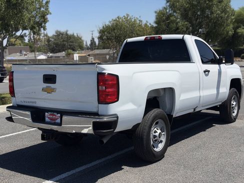 Used 2017 Chevrolet Silverado 2500 W/T RWD image 2