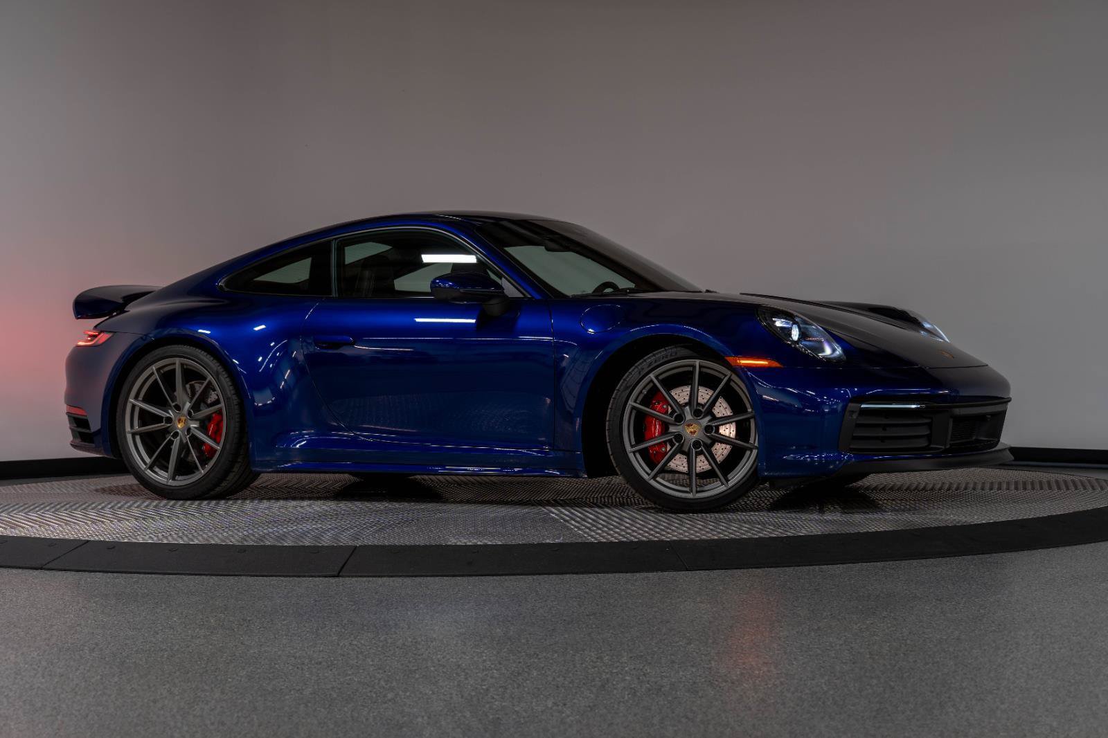 Used 2024 Porsche 911 Carrera 4S AWD/4WD image 27