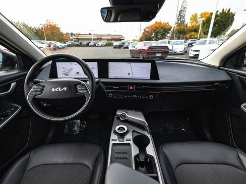 Used 2024 Kia EV6 Light image 15