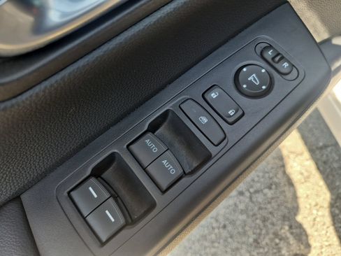 Certified 2025 Honda CR-V EX image 16