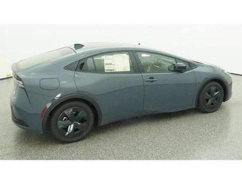 New 2026 Toyota Prius Plug-In Hybrid image 10