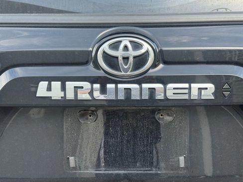 Used 2020 Toyota 4Runner SR5 Premium AWD/4WD image 13