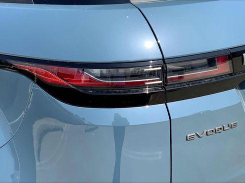 New 2026 Land Rover Range Rover Evoque S image 5