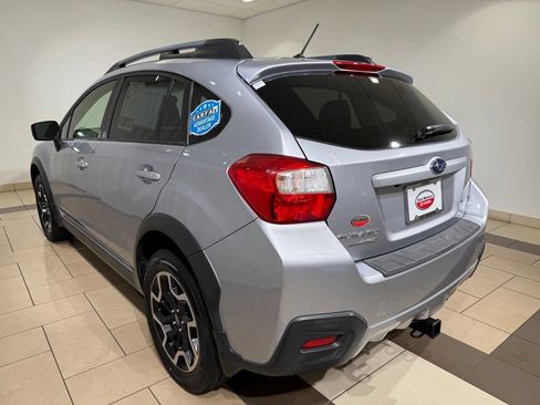 Used 2016 Subaru Crosstrek 2.0i Premium AWD/4WD image 3