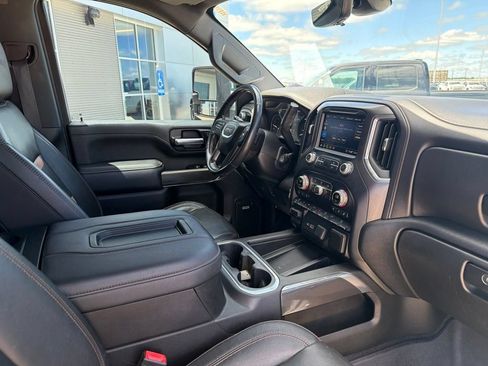 Used 2020 GMC Sierra 2500 AT4 w/ AT4 Premium Package AWD/4WD image 29