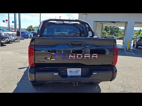 Used 2023 Toyota Tundra SR5 w/ SR5 Convenience Package AWD/4WD image 7