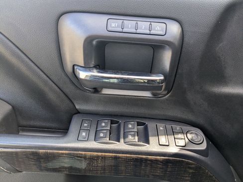 Used 2016 GMC Sierra 1500 Denali w/ Enhanced Driver Alert Package AWD/4WD image 18