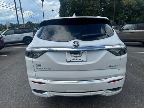 Used 2023 Buick Enclave Avenir w/ Avenir Technology Package FWD image 7