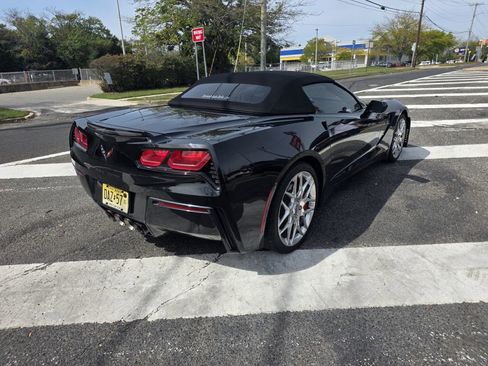 Used 2018 Chevrolet Corvette Stingray Convertible w/ 2LT Preferred Equipment Group image 10