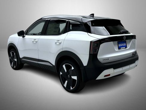 New 2026 Nissan Kicks SR w/ SR Premium Package image 7