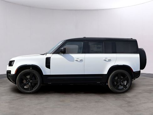 New 2026 Land Rover Defender 110 X-Dynamic SE AWD/4WD image 4