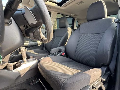 Used 2020 Honda Fit EX image 25