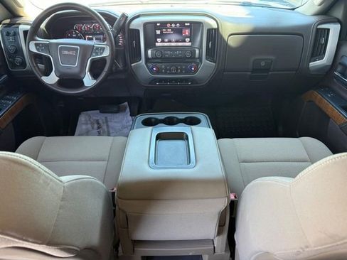 Used 2015 GMC Sierra 2500 SLE w/ SLE Preferred Package AWD/4WD image 11