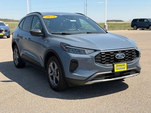 Used 2025 Ford Escape ST-Line AWD/4WD image 3