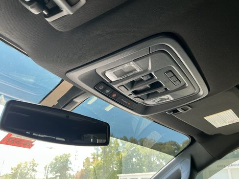 Certified 2022 Chevrolet Silverado 2500 High Country w/ Z71 Off-Road Package AWD/4WD image 11